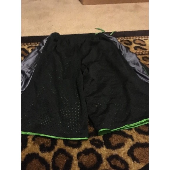 UT Sports Men's Athletic Gym Basketball Mesh Shorts Black Green Size Medium - Picture 6 of 8